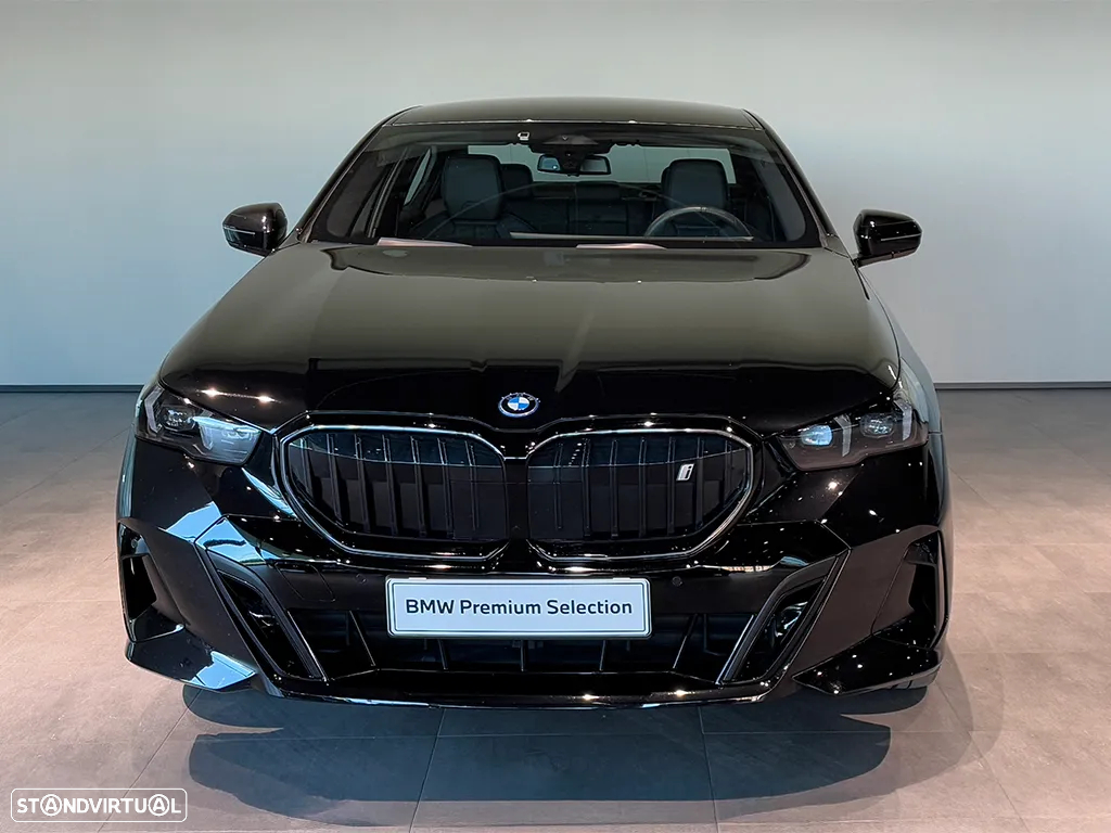 BMW i5 eDrive40 Pack Desportivo M - 2