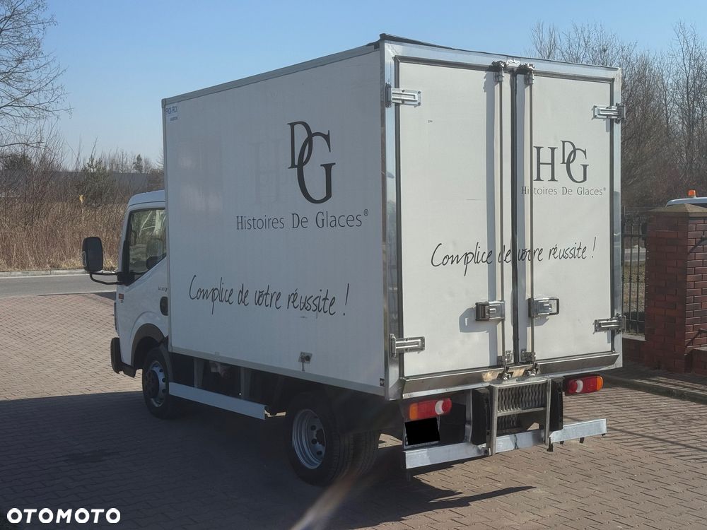 Renault Maxity - 3