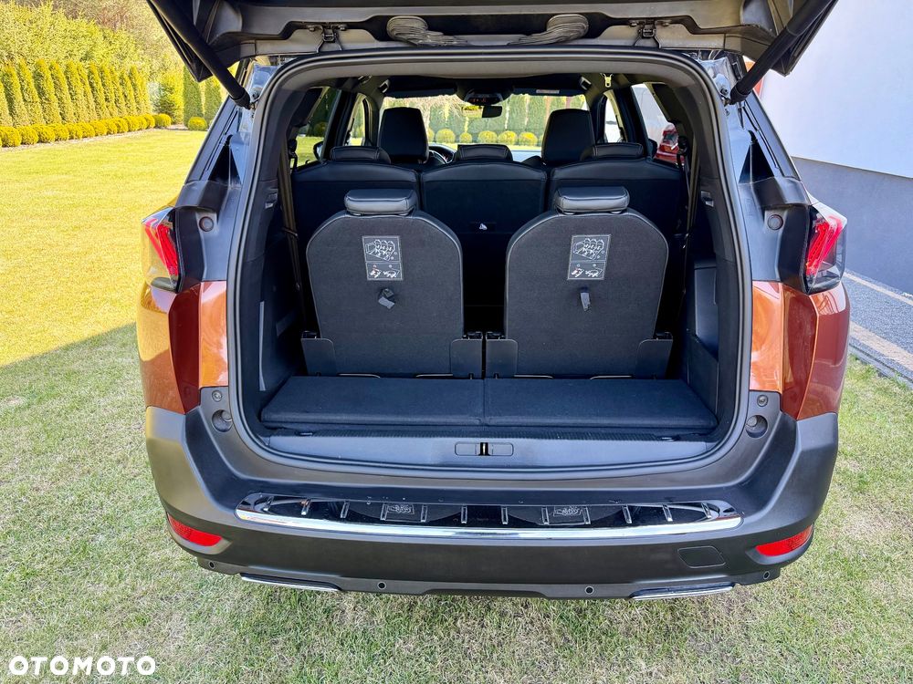 Peugeot 5008 1.6 PureTech GT Line S&S EAT8 - 21