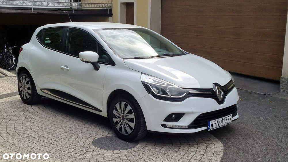 Renault Clio - 2