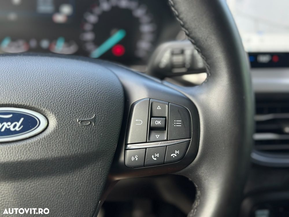 Ford Focus 1.5 EcoBlue Start-Stopp-System Aut. TITANIUM DESIGN - 24