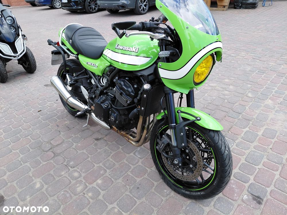 Kawasaki Z 900 RS - 7