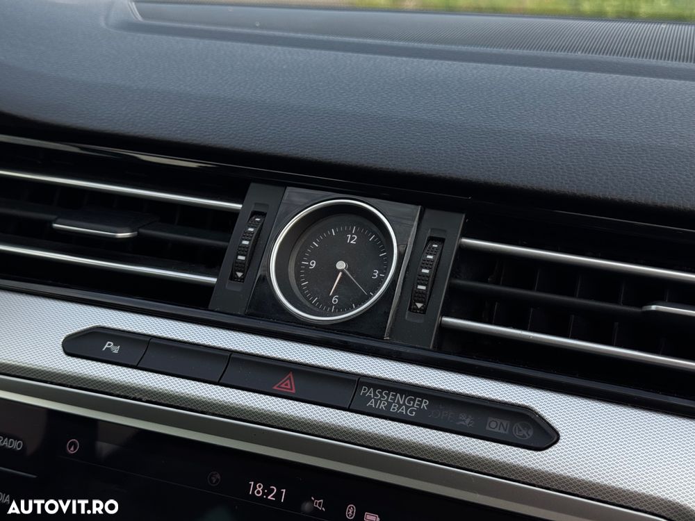 Volkswagen Passat - 18