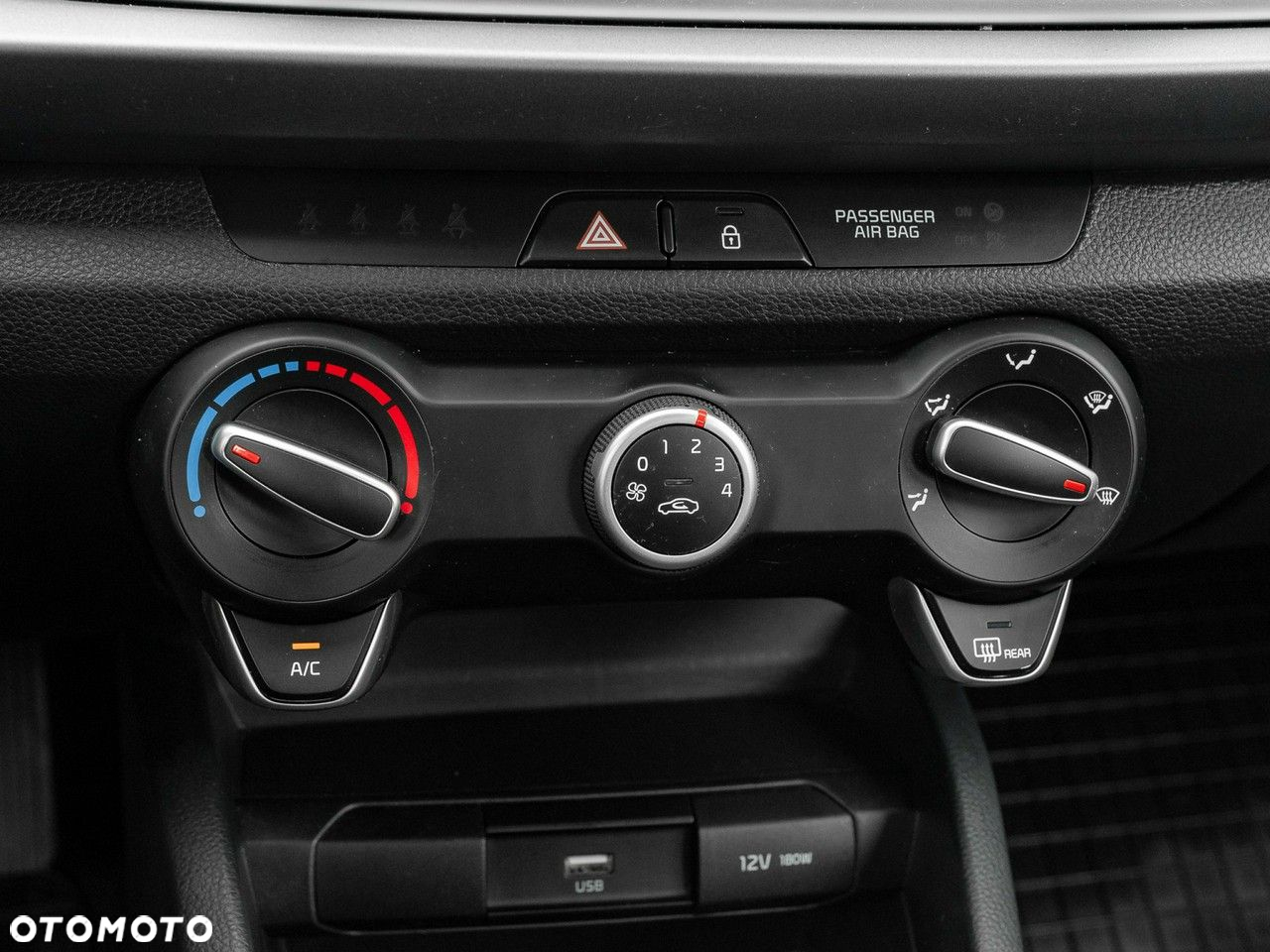 Kia Rio 1.2 M - 21