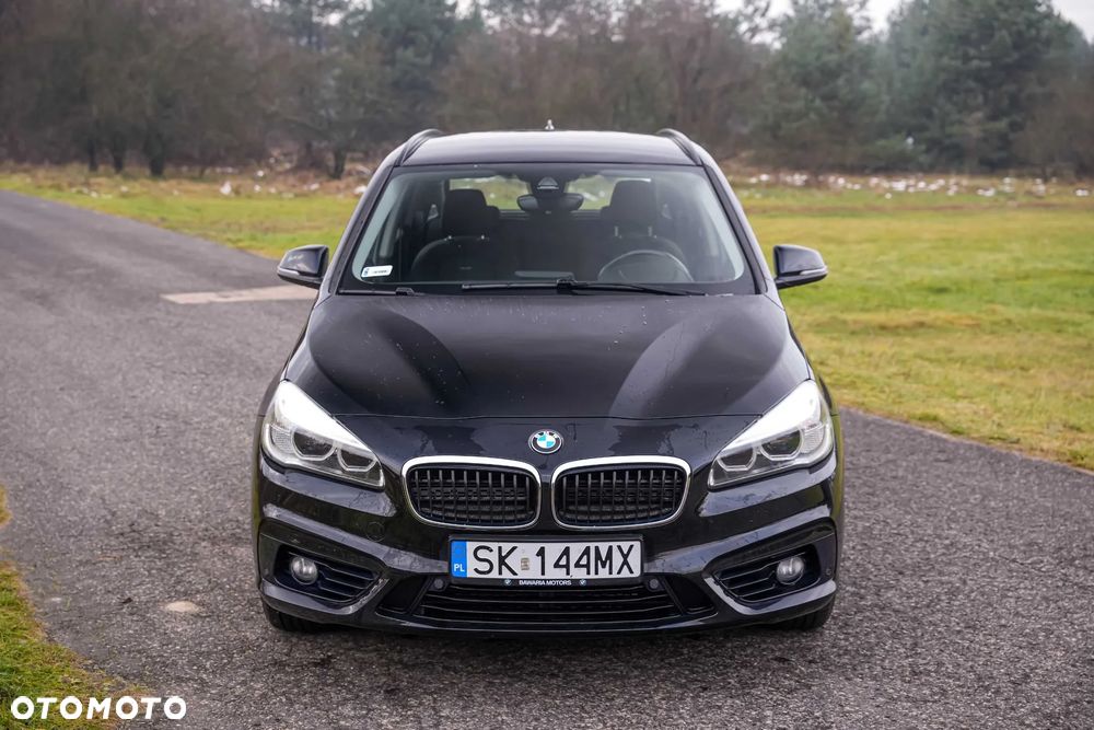 BMW Seria 2 218i Sport Line - 2