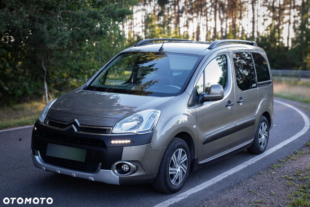Citroën Berlingo Multispace e-HDi 90 FAP EGS6 Start Stop Selection - 16