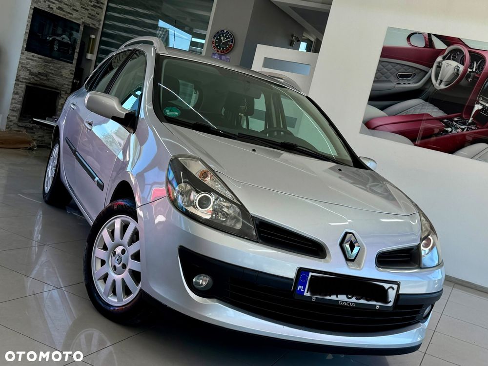 Renault Clio - 28