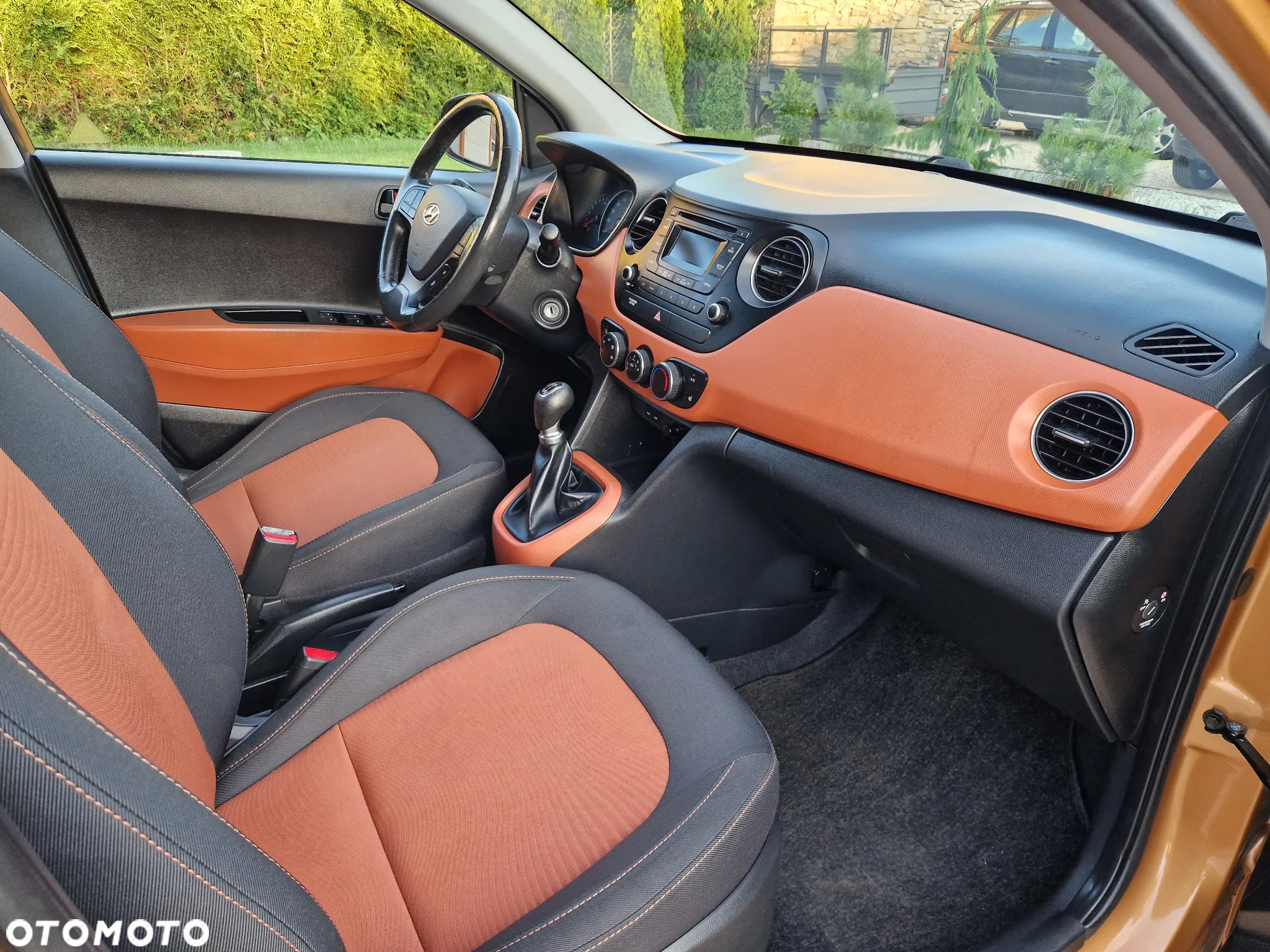 Hyundai i10 1.0 Fifa World Cup Edition - 7