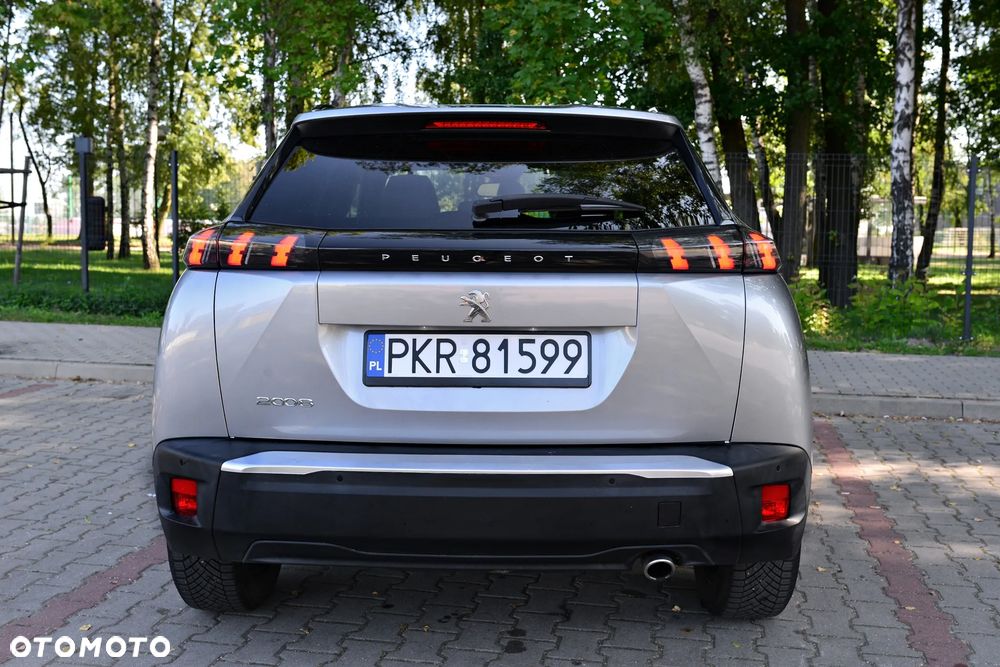 Peugeot 2008 - 4