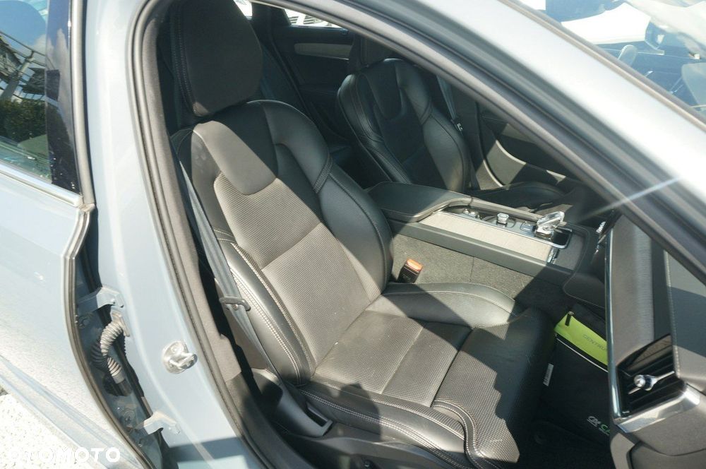 Volvo V90 D5 AWD Inscription - 29