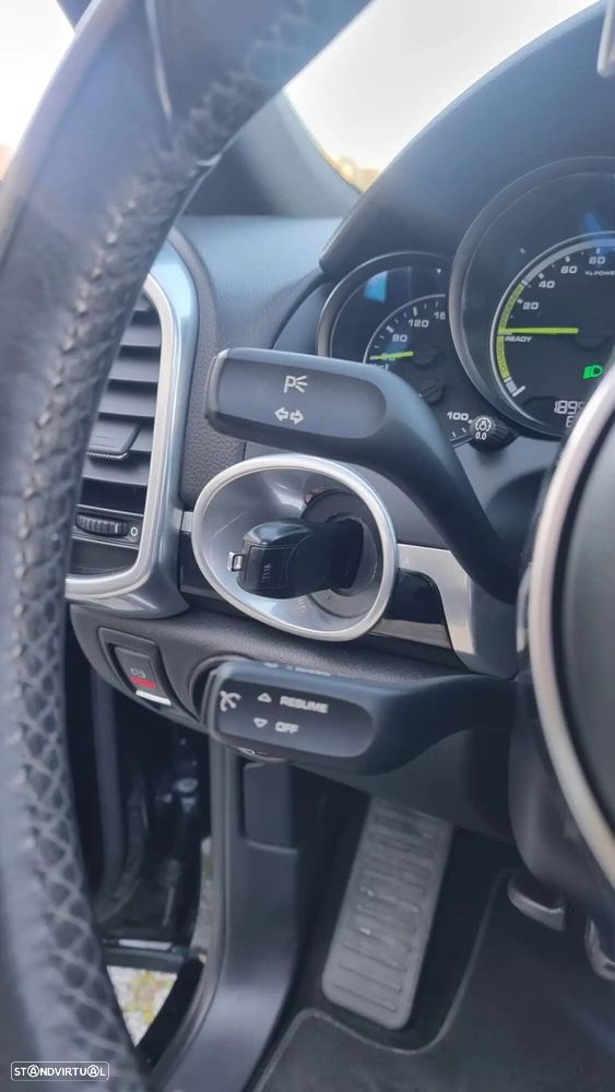 Porsche Cayenne S E-Hybrid - 23