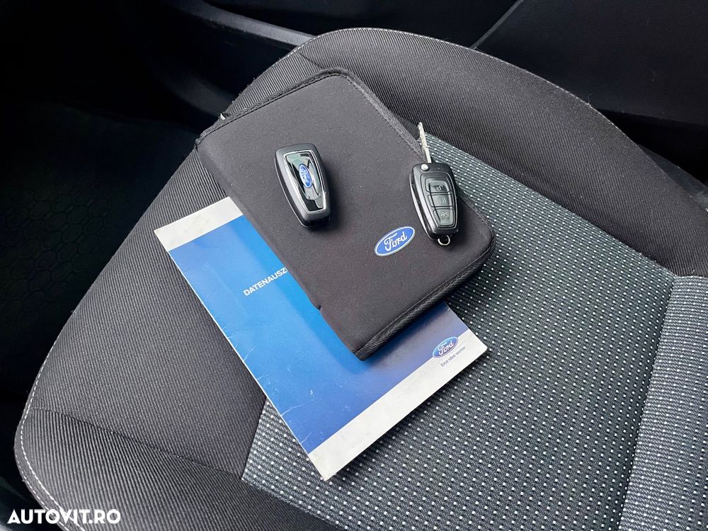 Ford Galaxy 2.0 TDCi Powershift Titanium - 13