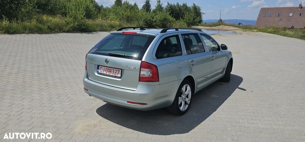 Skoda Octavia 1.6 TDI ELEGANCE DSG - 7