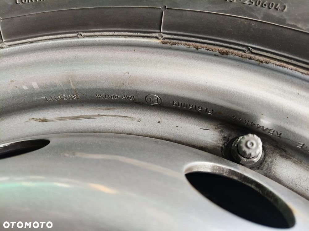 Koła zimowe Fiat Ducato - 5x130 - 225/75R16C Continental + Kolpaki - 4
