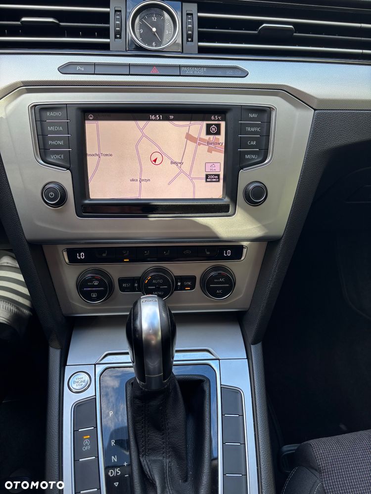 Volkswagen Passat 2.0 TDI SCR Highline DSG - 21