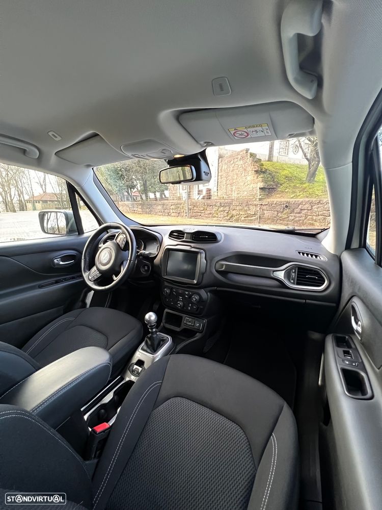 Jeep Renegade 1.0 T Limited - 13