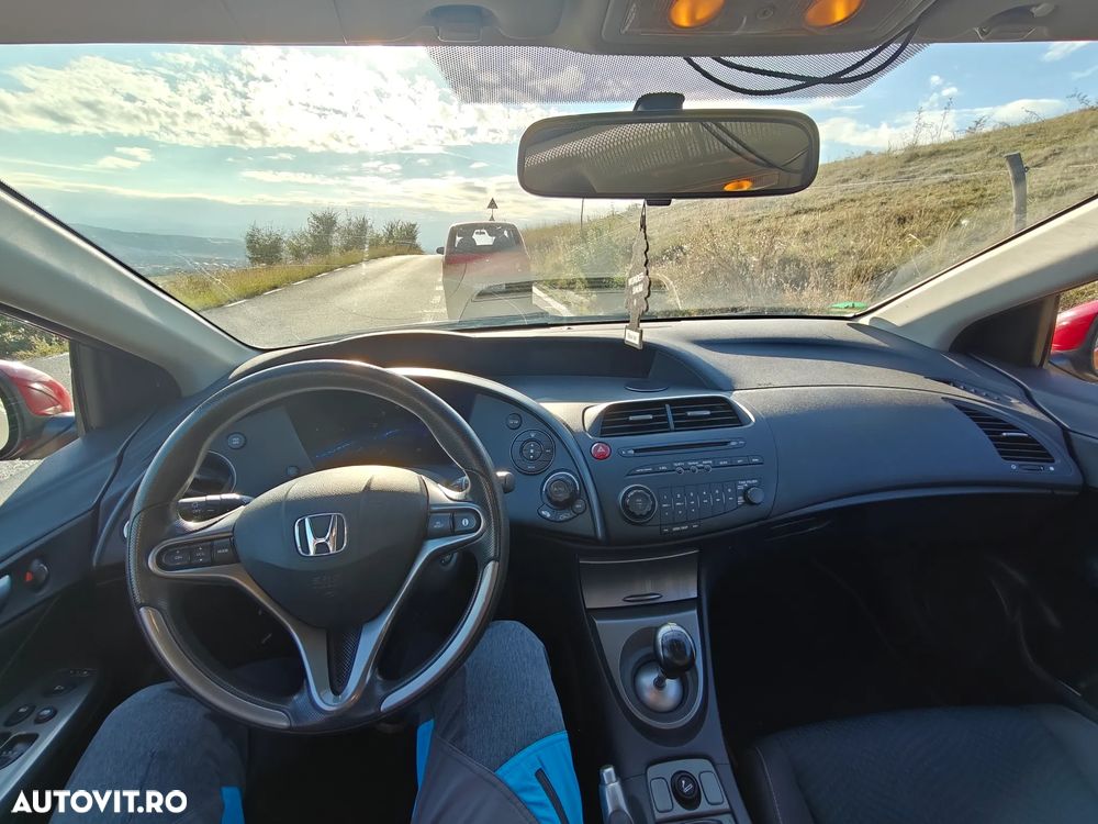 Honda Civic 1.4 i-VTEC MT Comfort - 14