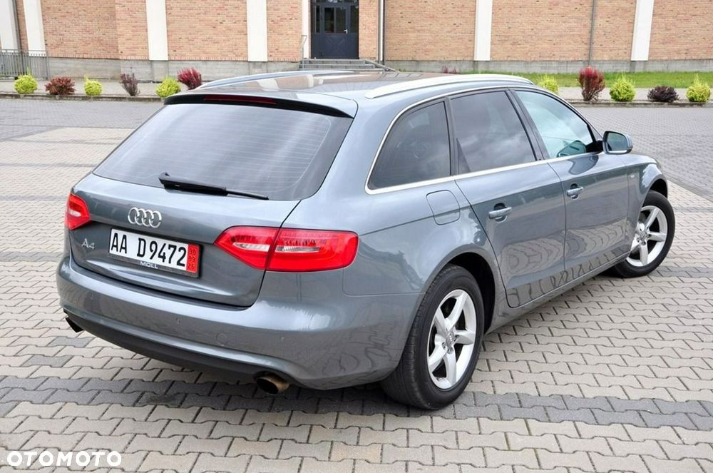 Audi A4 Avant - 13