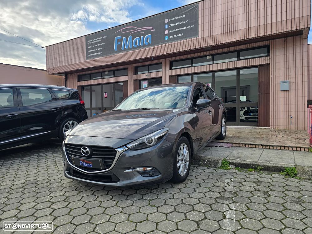 Mazda 3 Hatchback 1.5 Sky-G Evolve Navi - 1
