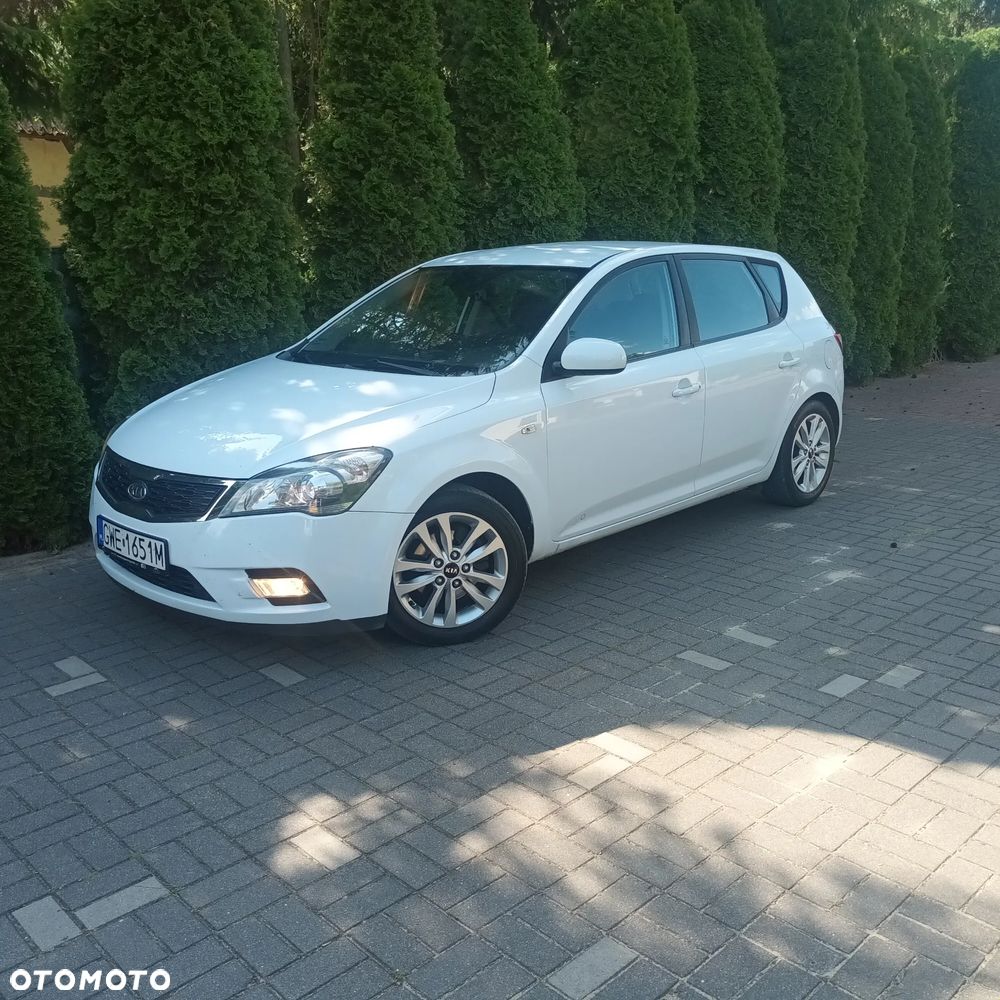 Kia Ceed Cee'd 1.6 Comfort + - 14