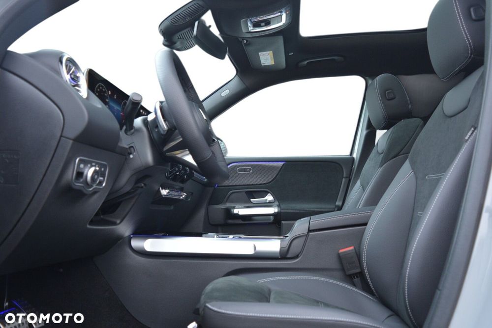 Mercedes-Benz GLB 200 d AMG Line 8G-DCT - 8