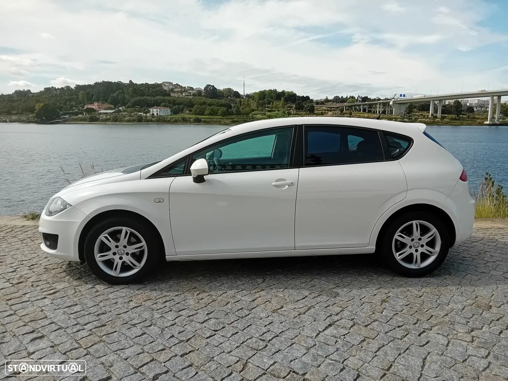 SEAT Leon 1.6 TDI DPF E-Ecomotive Style - 6
