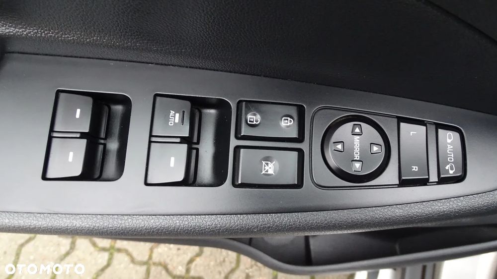 Hyundai Tucson 2.0 CRDI BlueDrive GO 2WD - 16