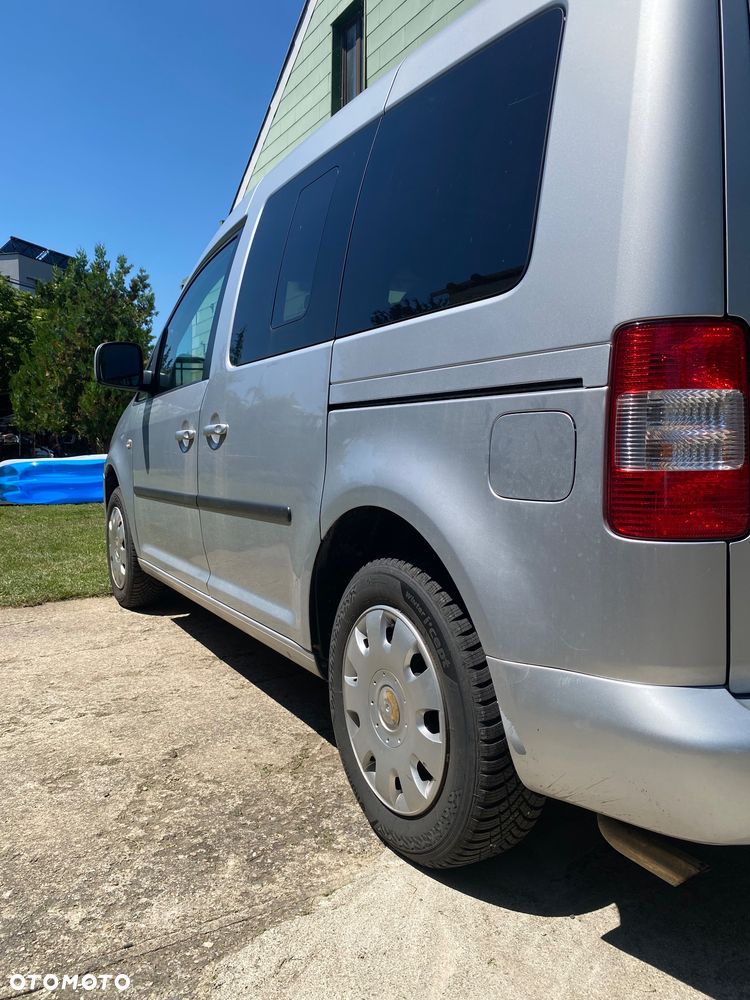 Volkswagen Caddy Life - 36