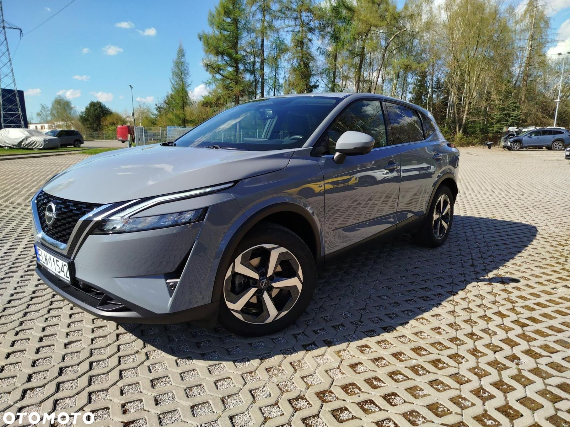 Nissan Qashqai 1.3 DIG-T mHEV N-Connecta - 24