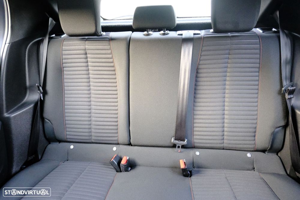 Peugeot 208 1.2 PureTech Active Pack - 10