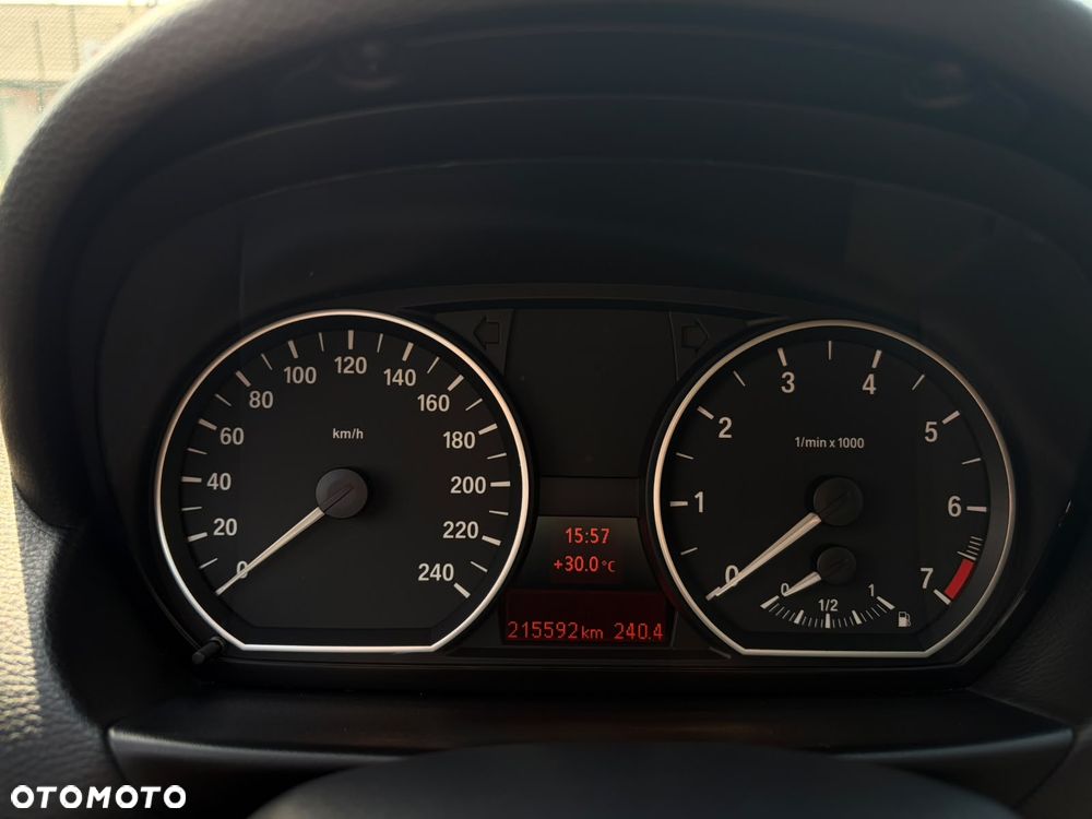 BMW Seria 1 118i - 13