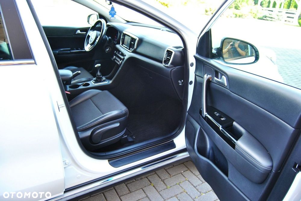 Kia Sportage 1.6 CRDI AWD VISION - 10