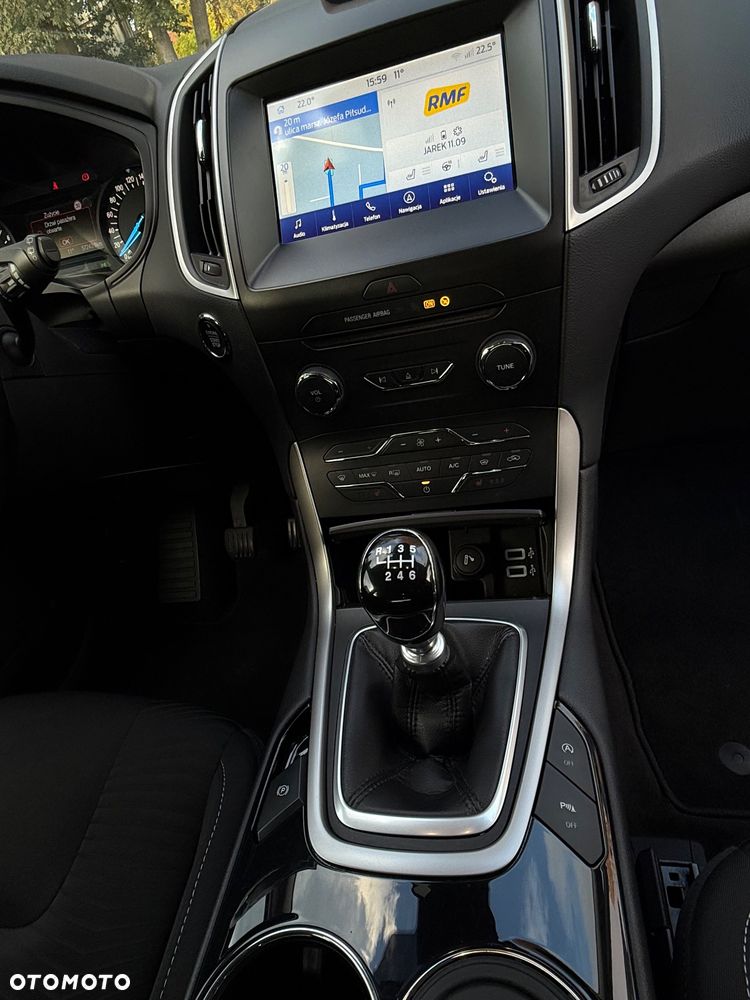 Ford S-Max - 18