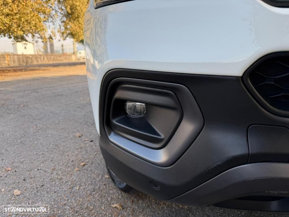 Jeep Compass 1.3 T-GDI 4xe PLUG-IN HYBRID Auto First Edition Urban - 13