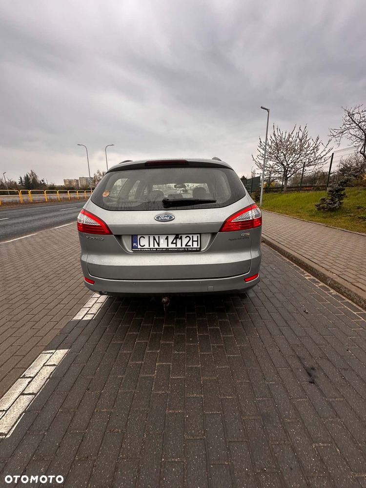 Ford Mondeo 1.8 TDCi Trend - 10