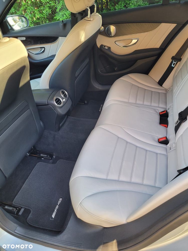 Mercedes-Benz Klasa C 200 7G-TRONIC - 9