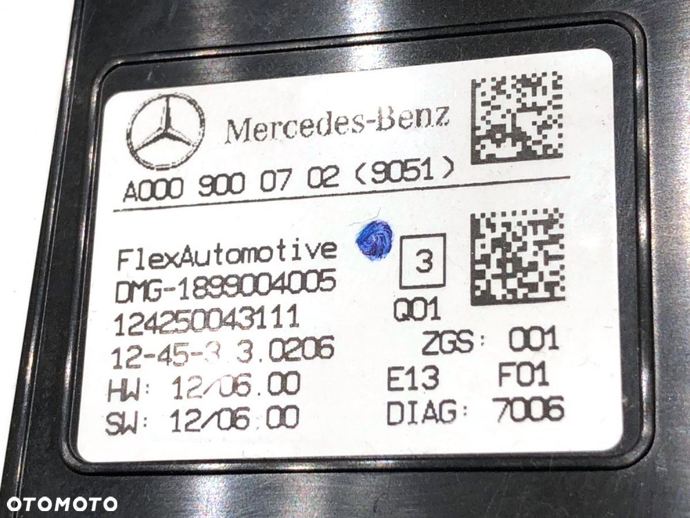 LAMPA SUFITOWA  MERCEDES-BENZ KLASA A (W176) 2012 - 2018 A 180 (176.042) 90 kW [122 KM] benzyna 2012 - 6