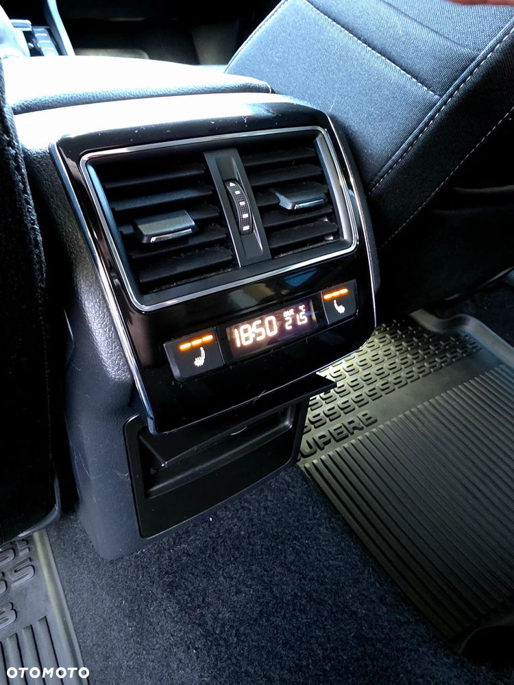 Skoda Superb 2.0 TDI Style DSG - 14