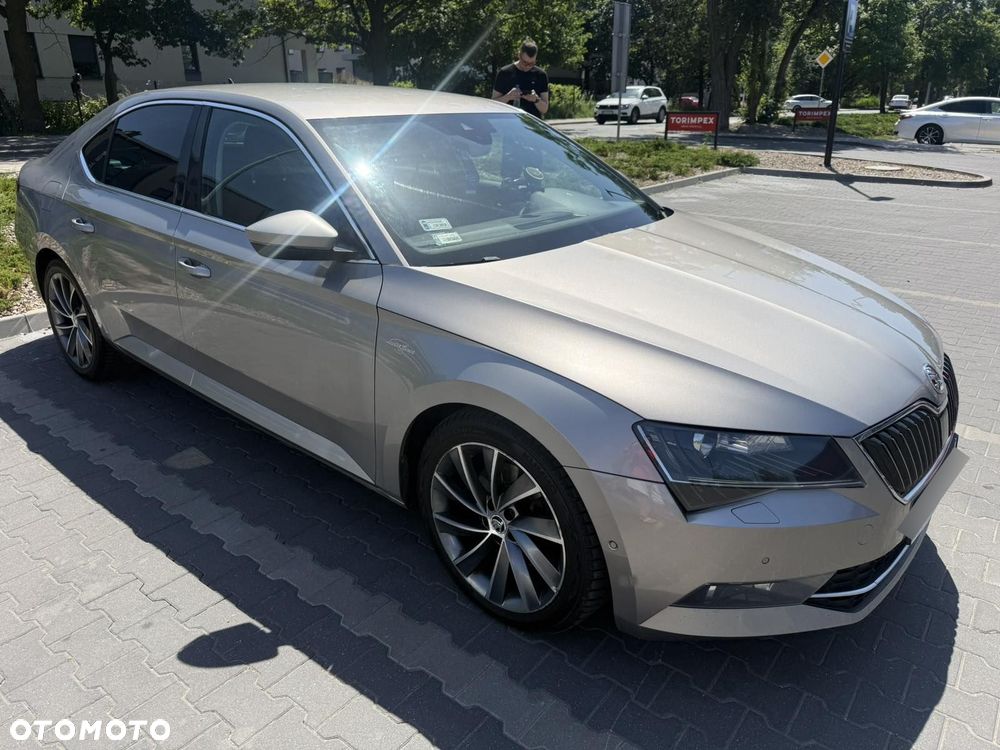 Skoda Superb 2.0 TDI L&K DSG - 2