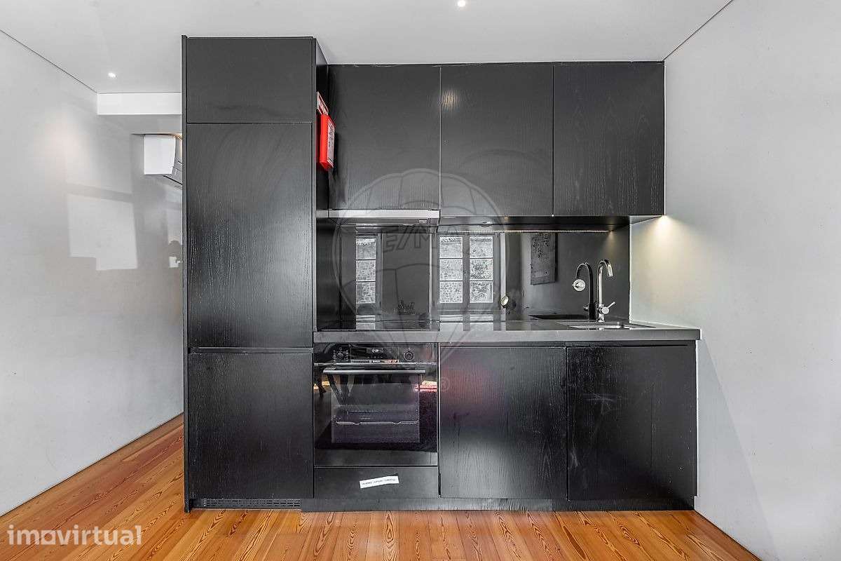 Apartamento T0 no Centro da Cidade de Braga - Grande imagem: 3/19
