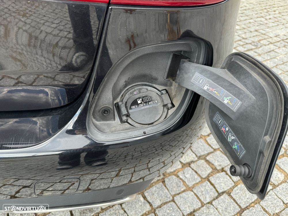 Mercedes-Benz C 350 e - 11