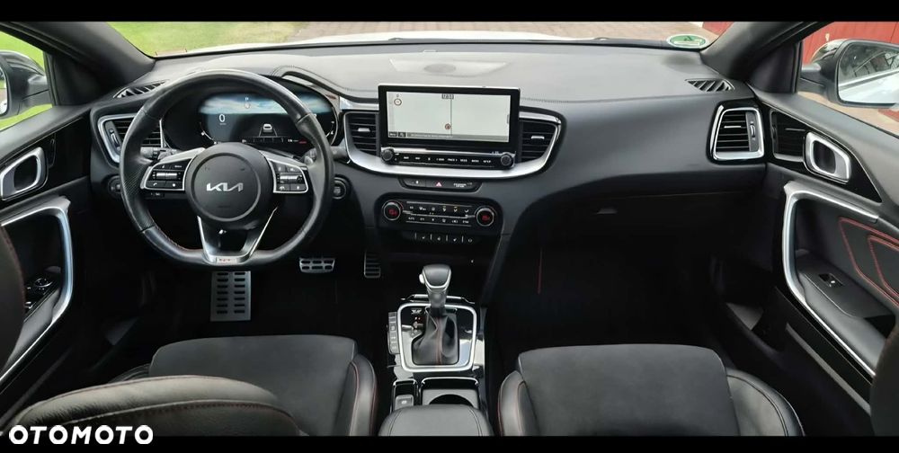 Kia ProCeed 1.6 T-GDI DCT7 OPF GT - 13