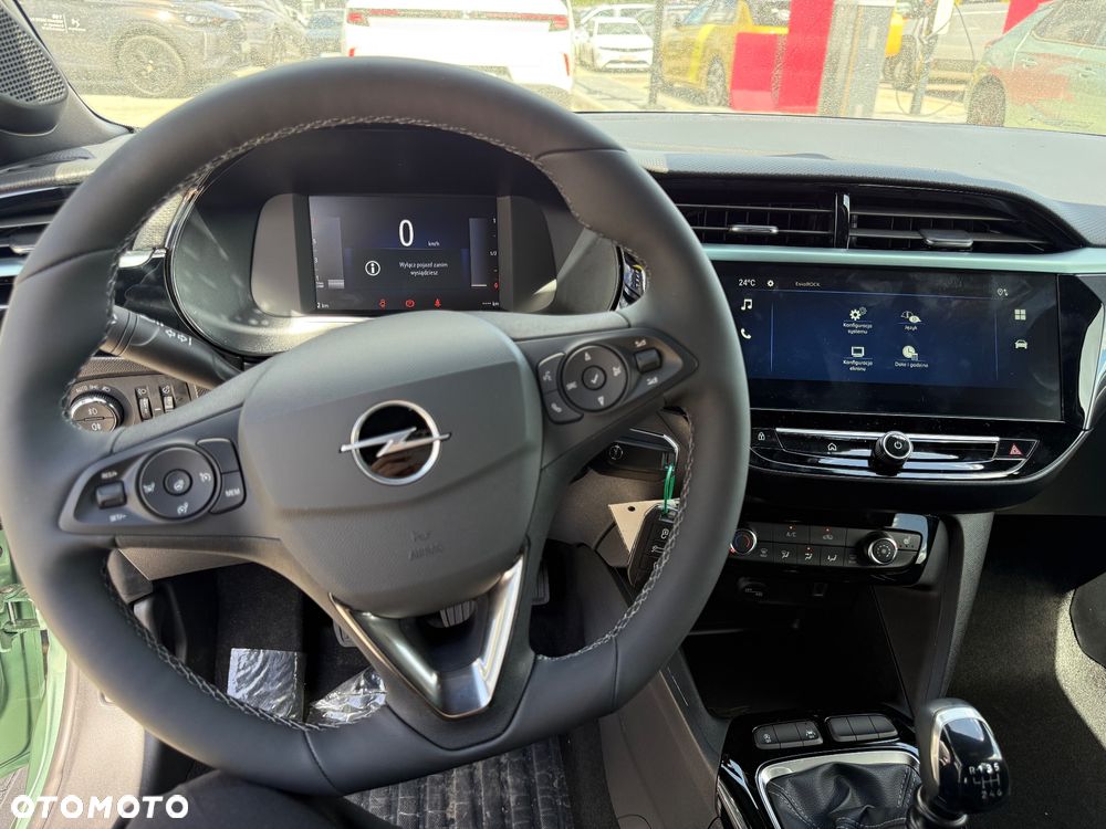 Opel Corsa 1.2 T Yes S&S - 11