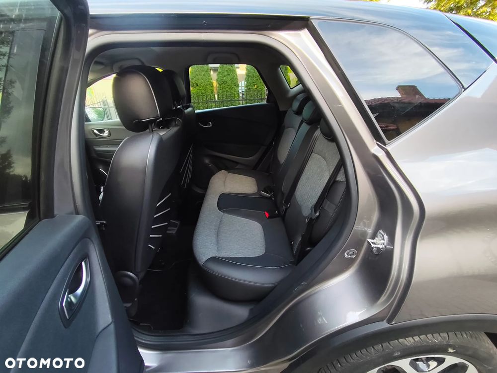 Renault Captur - 16