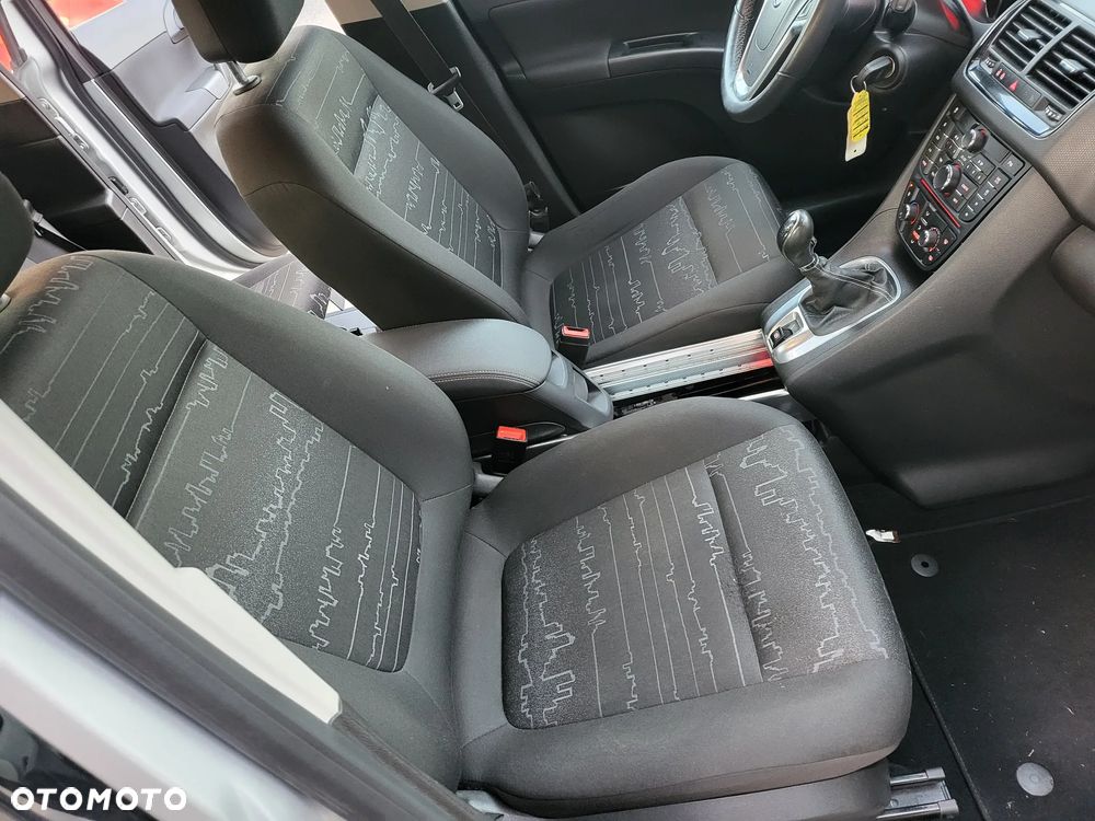Opel Meriva 1.4 T Cosmo - 25