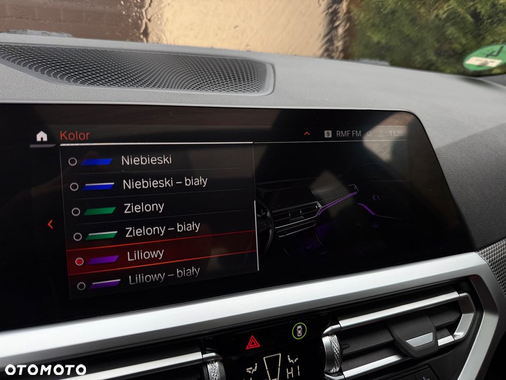 BMW Seria 3 320d M Sport - 26