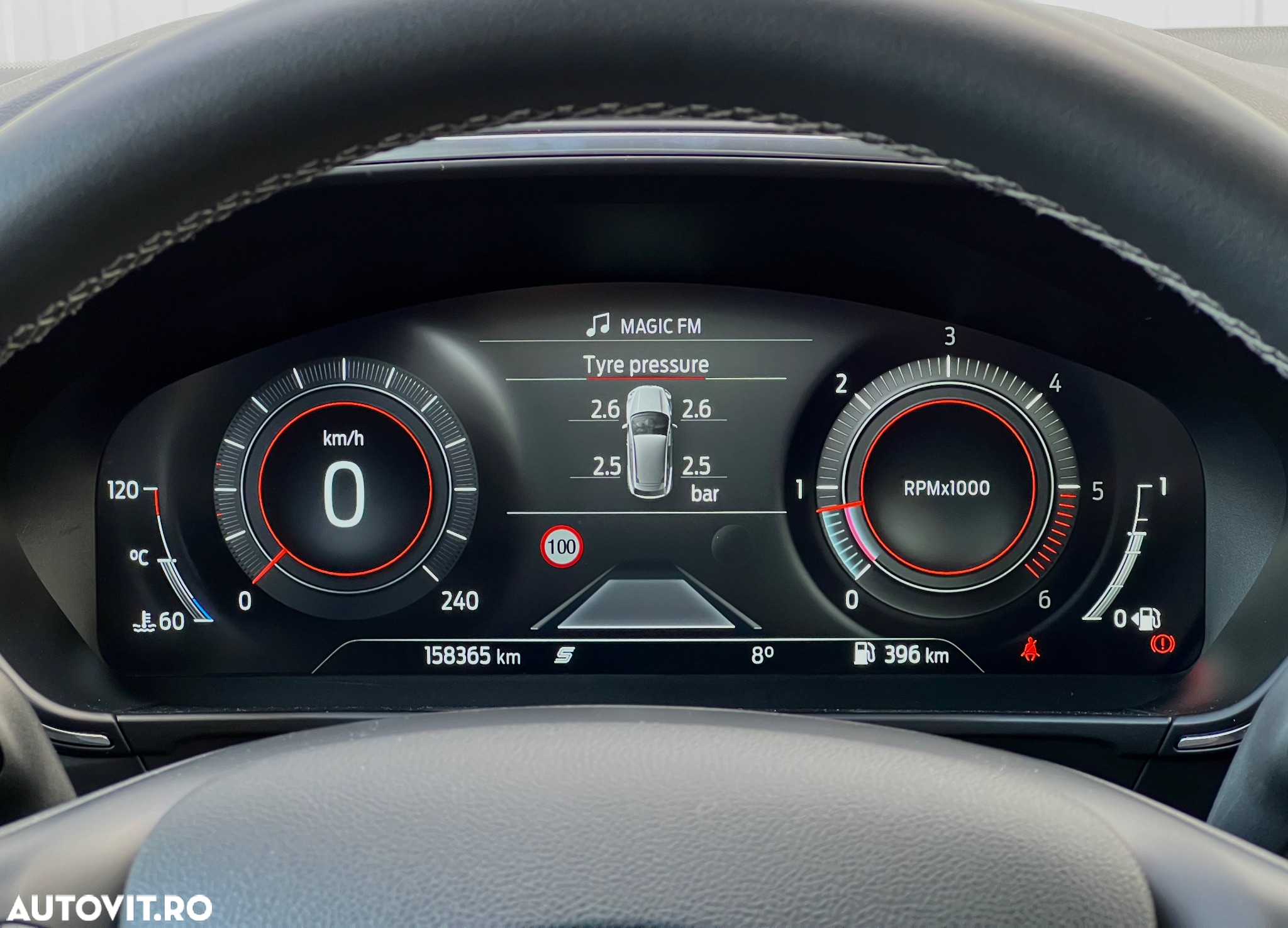 Ford Focus 1.5 EcoBlue Start-Stopp-System TITANIUM X - 24