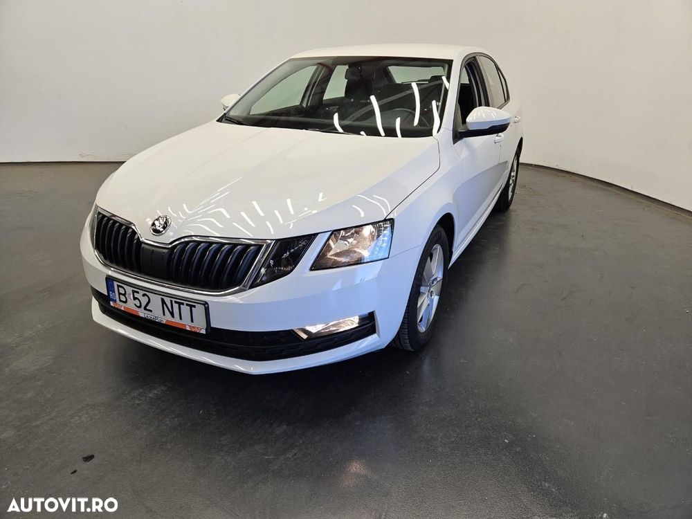 Skoda Octavia - 2