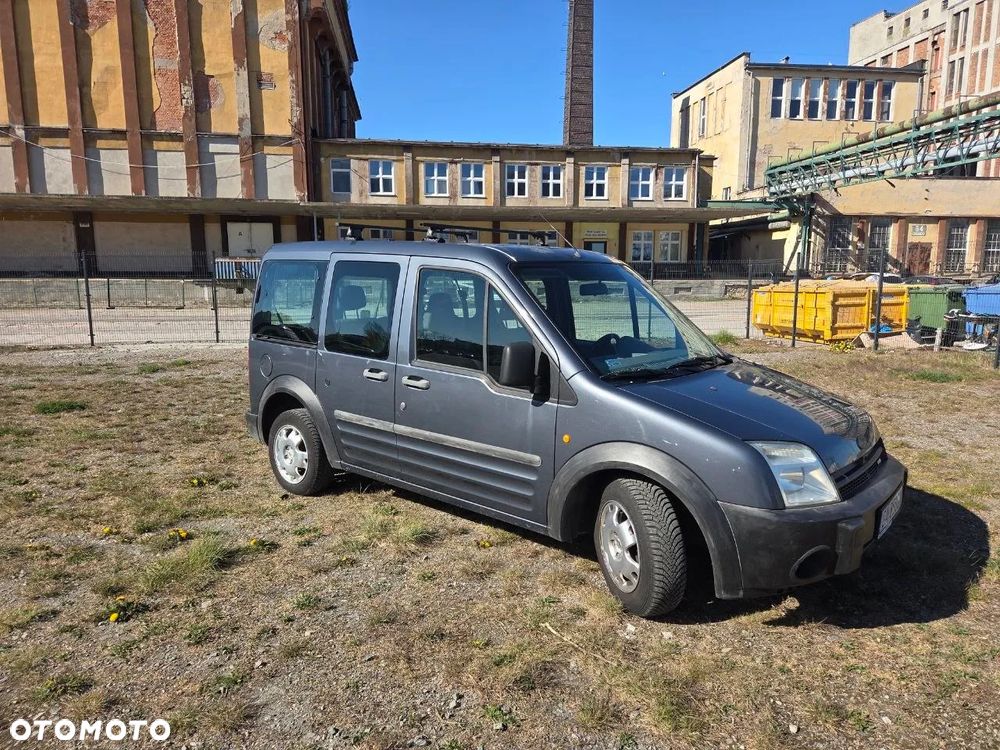 Ford Tourneo Connect 2005 photo 2