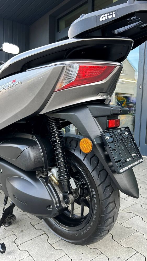 Honda NSS - 13